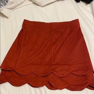 Boutique scallop trim skirt
